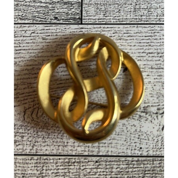 Vintage P.E.P. Celtic Knot Gold Tone Brooch Pin Erwin Pearl Signed - Picture 2 of 5